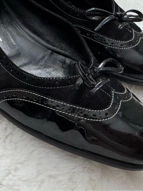 Salvatore Ferragamo Black Suede & Patent Leather Bow Ballet Flats - Picture 2 of 6